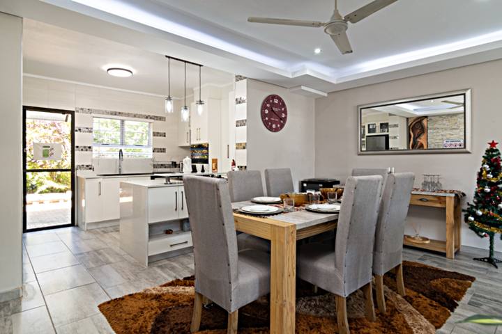 Seabreeze 10 Dining Room